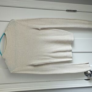 American Eagle Outfitters Womens Cream Colored top. Very nice.